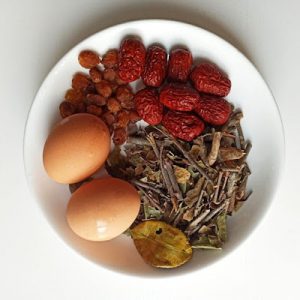 桑寄生蓮子蛋茶